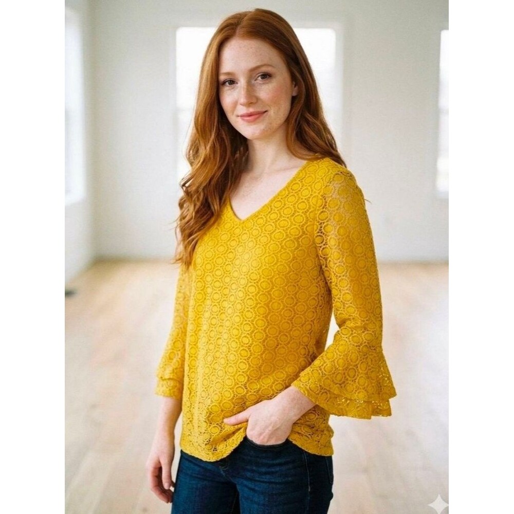 Roz & Ali Yellow Lace Blouse with Bell Sleeves - Size S